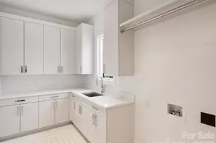 1436 Queens Rd W, Charlotte, NC 28207 - Photo 36