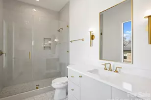 1436 Queens Rd W, Charlotte, NC 28207 - Photo 34