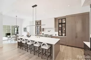 1436 Queens Rd W, Charlotte, NC 28207 - Photo 18