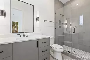 1436 Queens Rd W, Charlotte, NC 28207 - Photo 32