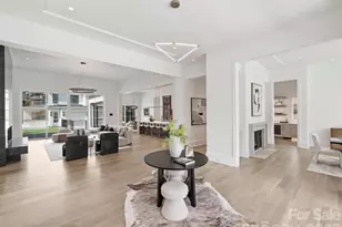 1436 Queens Rd W, Charlotte, NC 28207 - Photo 12