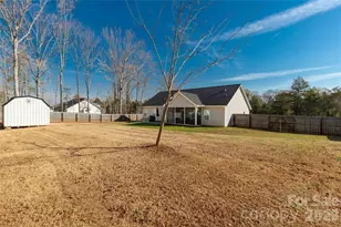 2577 Craig Farm Rd, Lancaster, SC 29720 - Photo 16