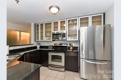 509 N Graham Street #2L, Charlotte, NC 28202 - Photo 8