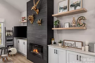 2201 Bulling Creek Rd, Penrose, NC 28766 - Photo 8