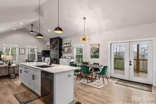 2201 Bulling Creek Rd, Penrose, NC 28766 - Photo 6