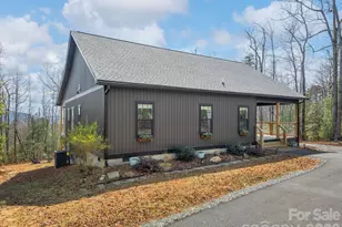 2201 Bulling Creek Rd, Penrose, NC 28766 - Photo 34