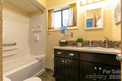 7 N Delano Road, Asheville, NC 28805 - Photo 26