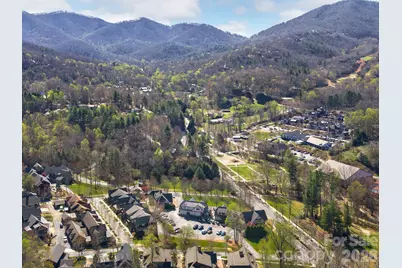 2 E Market Street, Black Mountain, NC 28711 - Photo 4