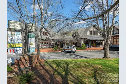 2 E Market Street, Black Mountain, NC 28711 - Photo 14