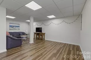 2761 Hemlock Ct, Nebo, NC 28761 - Photo 32