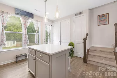 2817 Shamrock Drive, Charlotte, NC 28205 - Photo 6
