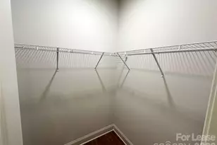 525 N Linwood Ave, Charlotte, NC 28216 - Photo 22