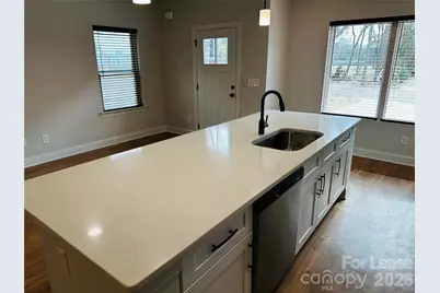 525 N Linwood Avenue, Charlotte, NC 28216 - Photo 10