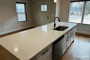 525 N Linwood Ave, Charlotte, NC 28216 - Photo 10