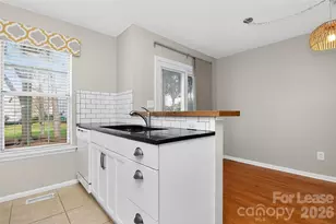 8240 Circle Tree Ln, Charlotte, NC 28277 - Photo 16