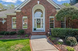 15746 Agincourt Dr, Huntersville, NC 28078 - Photo 2