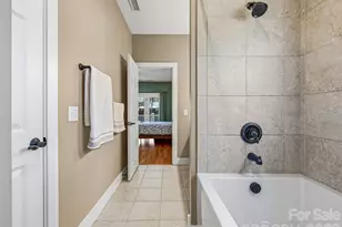 25 Woodbend Ln, Black Mountain, NC 28711 - Photo 18