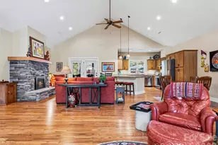 25 Woodbend Ln, Black Mountain, NC 28711 - Photo 6