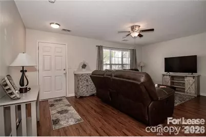 137 Lynch Circle, Mooresville, NC 28117 - Photo 6