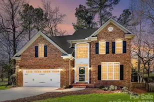 6607 Rea Croft Dr, Charlotte, NC 28226 - Photo 2