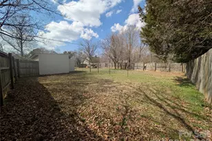 633 S Eastway Dr, Troutman, NC 28166 - Photo 36