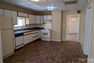 633 S Eastway Dr, Troutman, NC 28166 - Photo 10