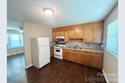 3462 Smokehouse Court #9, Lenoir, NC 28645 - Photo 4