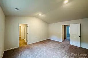 6322 Lowe Ln, Charlotte, NC 28214 - Photo 10