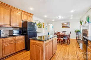 7459 Elwood Dr, Charlotte, NC 28227 - Photo 10