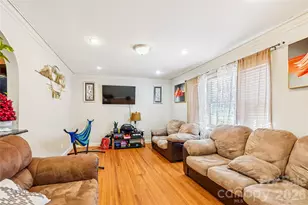 7459 Elwood Dr, Charlotte, NC 28227 - Photo 10