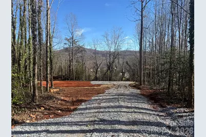 82 Overlook Drive W, Marion, NC 28752 - Photo 1