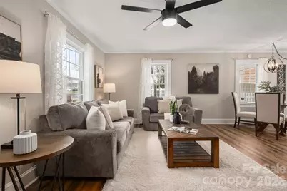 411 W Sycamore Street, Lincolnton, NC 28092 - Photo 6