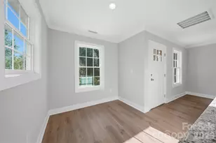 844 5th Ave SW, Hickory, NC 28602 - Photo 12