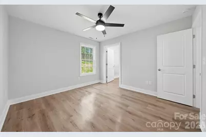 844 5th Avenue SW, Hickory, NC 28602 - Photo 16