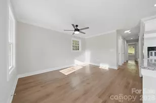 844 5th Ave SW, Hickory, NC 28602 - Photo 6