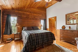 6 Ravenwood Ln, Horse Shoe, NC 28742 - Photo 20