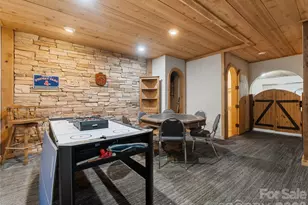 6 Ravenwood Ln, Horse Shoe, NC 28742 - Photo 28