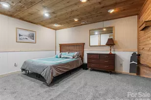 6 Ravenwood Ln, Horse Shoe, NC 28742 - Photo 30