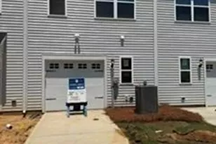 4614 Lakeview Rd, Charlotte, NC 28216 - Photo 2