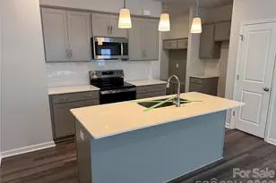 4614 Lakeview Rd, Charlotte, NC 28216 - Photo 20