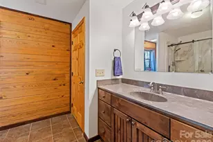 425 Rustic Ridge Dr, Canton, NC 28716 - Photo 30