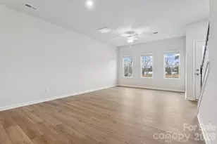 4628 Lakeview Rd, Charlotte, NC 28216 - Photo 6