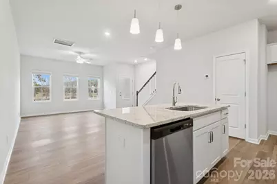 4628 Lakeview Road #5, Charlotte, NC 28216 - Photo 2