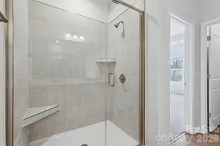 4628 Lakeview Rd, Charlotte, NC 28216 - Photo 12