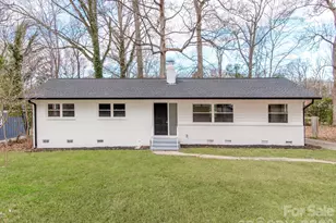 2025 Birchcrest Dr, Charlotte, NC 28205 - Photo 1