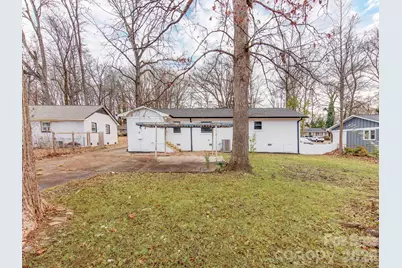 2025 Birchcrest Drive, Charlotte, NC 28205 - Photo 26