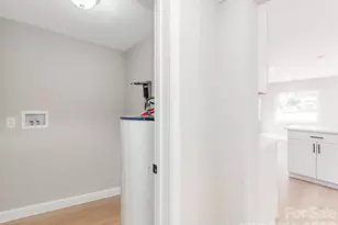 2025 Birchcrest Dr, Charlotte, NC 28205 - Photo 22