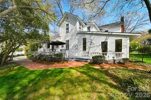 321 9th St NW, Hickory, NC 28601 - Photo 40
