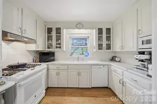 321 9th St NW, Hickory, NC 28601 - Photo 22