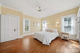 321 9th St NW, Hickory, NC 28601 - Photo 30